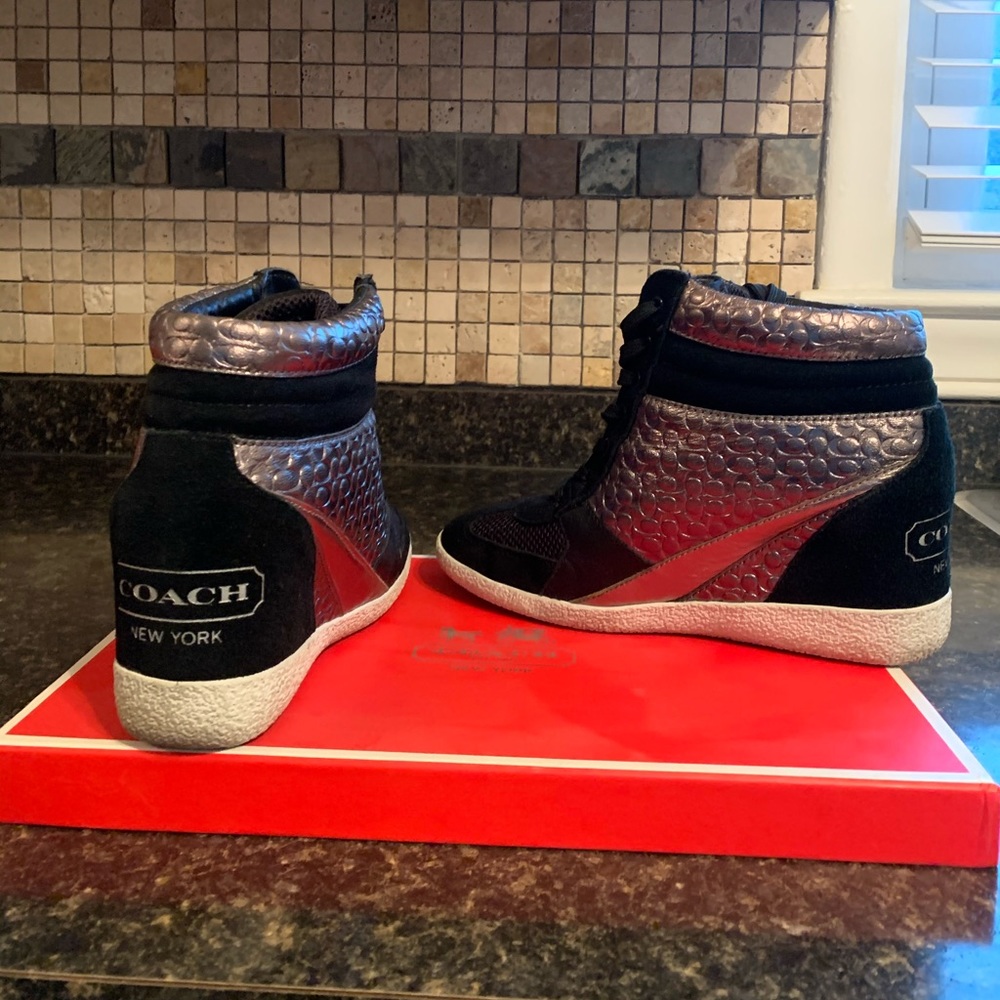 Wedge Hi Top Sneaker